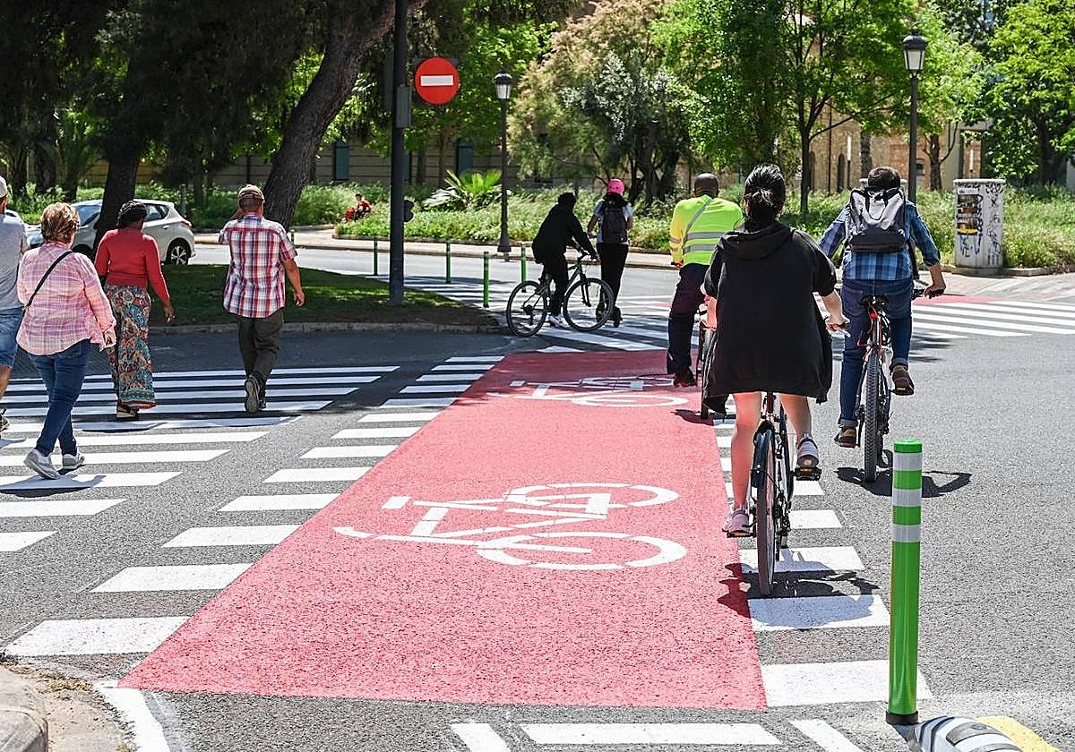 Nuevo carril bici en Valencia Valencia estrena un nuevo tramo de
